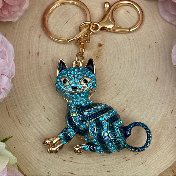 Blue Striped Crystal Egyptian Tabby Cat Keychain Charm - Picture 11 of 16